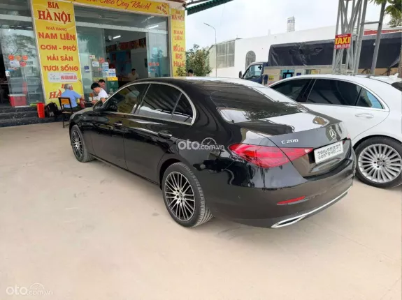 Mercedes-Benz C200 Avantgarde Plus 2022 - Xe đăng ký lần đầu 2023, siêu lướt