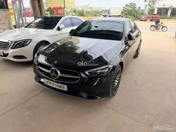 Mercedes-Benz C200 Avantgarde Plus 2022 - Xe đăng ký lần đầu 2023, siêu lướt