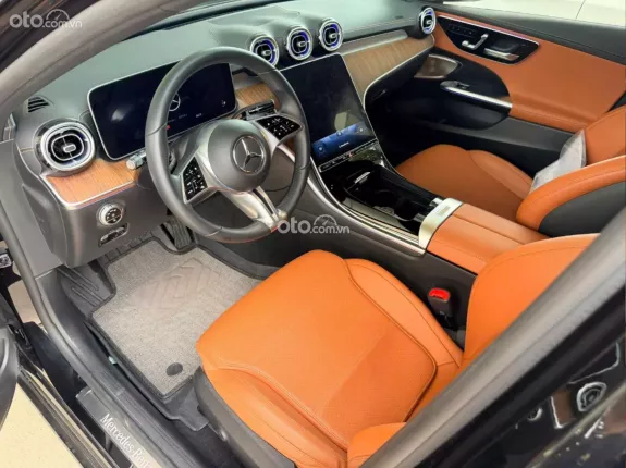 Mercedes-Benz C200 Avantgarde Plus 2022 - Xe đăng ký lần đầu 2023, siêu lướt