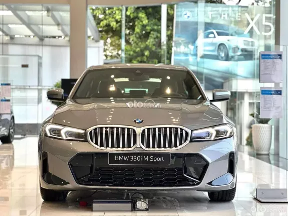 BMW 330i 2025 - Giá tốt nhất HCM