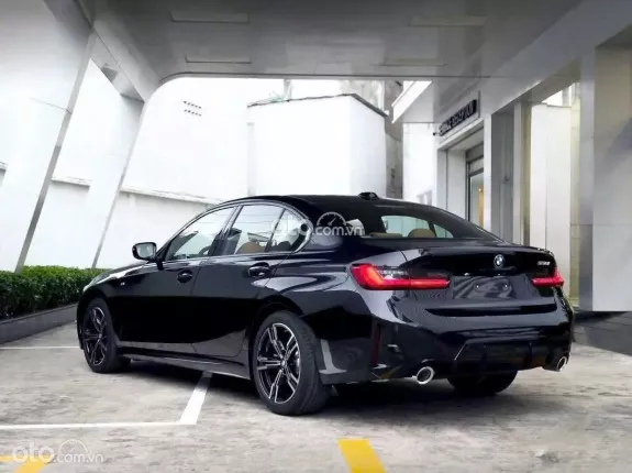 BMW 330i 2025 - Giá tốt nhất HCM