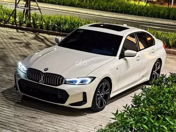 BMW 330i 2025 - Giá tốt nhất HCM
