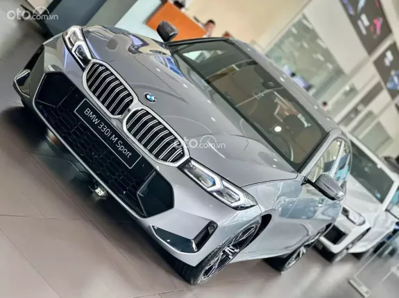 BMW 330i 2025 - Giá tốt nhất HCM