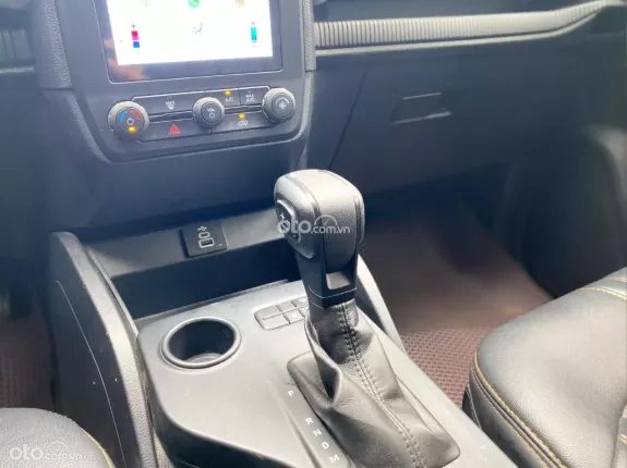 Ford Ranger XLS 2.0L 4x2 AT 2024 - Ford Ranger XLS 2.0L 4x2 AT 2024