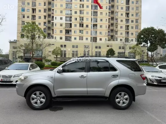 Toyota Fortuner 2.7 V 4X4 AT 2009 - 7 CHỖ GIÁ RẺ