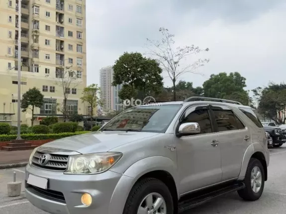 Toyota Fortuner 2.7 V 4X4 AT 2009 - 7 CHỖ GIÁ RẺ