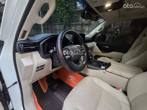 Toyota Land Cruiser V6 3.5L TURBO 2025 - Toyota Lancruiser LC300 2025