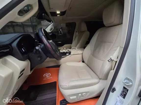 Toyota Land Cruiser V6 3.5L TURBO 2025 - Toyota Lancruiser LC300 2025