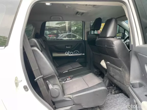 Toyota Veloz Cross CVT Top 2025 - Chính hãng Toyota Sure