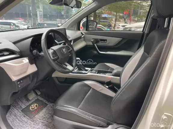 Toyota Veloz Cross CVT Top 2025 - Chính hãng Toyota Sure