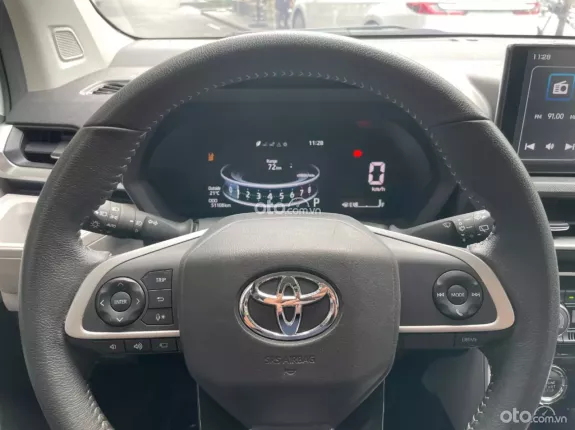 Toyota Veloz Cross CVT Top 2025 - Chính hãng Toyota Sure