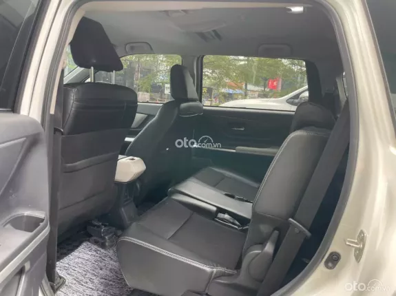 Toyota Veloz Cross CVT Top 2025 - Chính hãng Toyota Sure