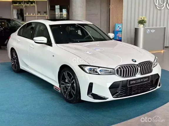 BMW 330i 2025 - Giá tốt nhất HCM