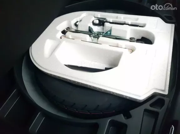 Toyota Corolla Cross 1.8 V  2023 - Toyota Corolla Cross 1.8 V 2023 - mua bán ô tô cũ đã qua sử dụng uy tín tại Hà Nội