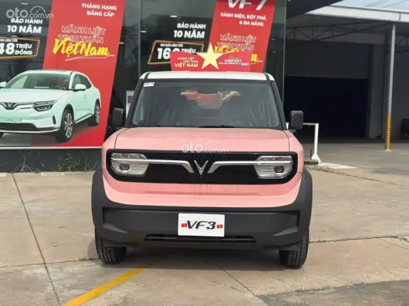 VinFast VF 3 2025 - Màu hồng siêu xinh