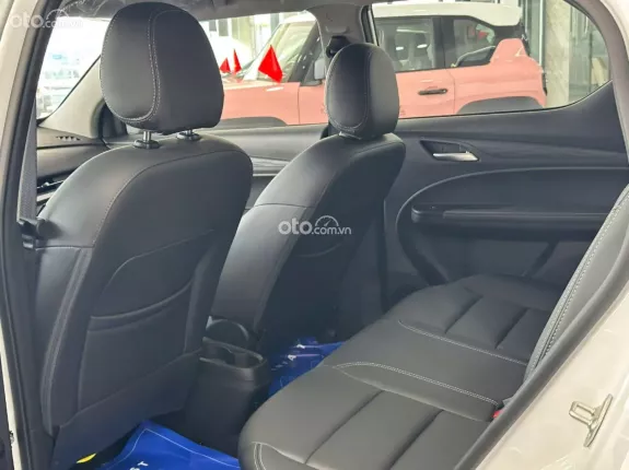 VinFast VF5 Plus 2026 - Sẵn xe giao ngay