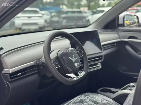 VinFast VF6 Eco 2025 - Tặng bộ phụ kiện chính hãng