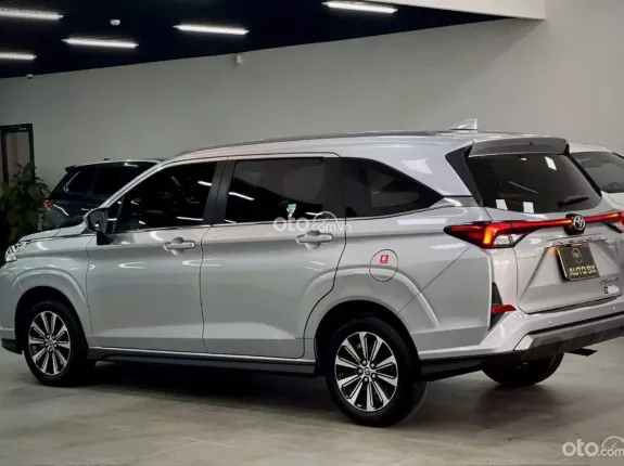 Toyota Veloz Cross 1.5 CVT 2024 - Model 2025 Đỉnh Cao Siêu Lướt