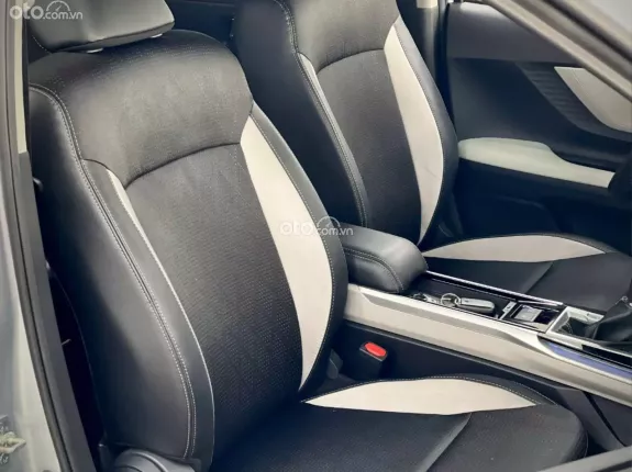 Toyota Veloz Cross 1.5 CVT 2024 - Model 2025 Đỉnh Cao Siêu Lướt