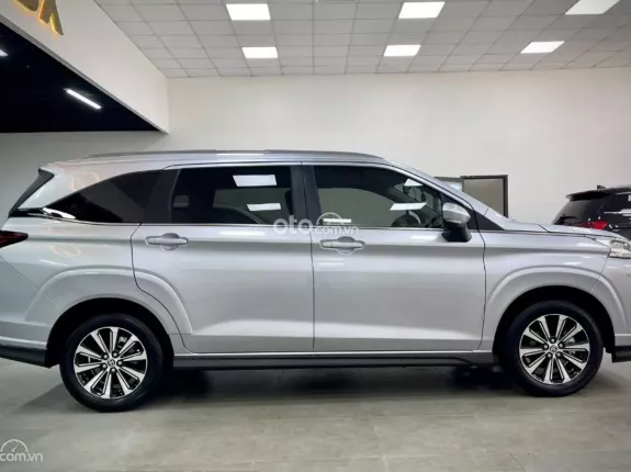 Toyota Veloz Cross 1.5 CVT 2024 - Model 2025 Đỉnh Cao Siêu Lướt