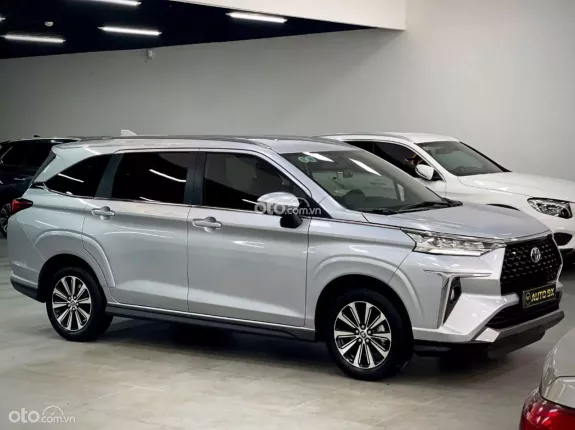 Toyota Veloz Cross 1.5 CVT 2024 - Model 2025 Đỉnh Cao Siêu Lướt