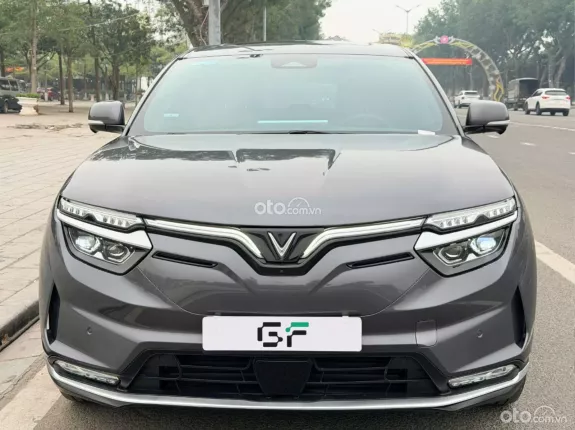 VinFast VF8 2023 - Giá rẻ cần bán gấp