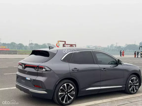 VinFast VF8 2023 - Giá rẻ cần bán gấp