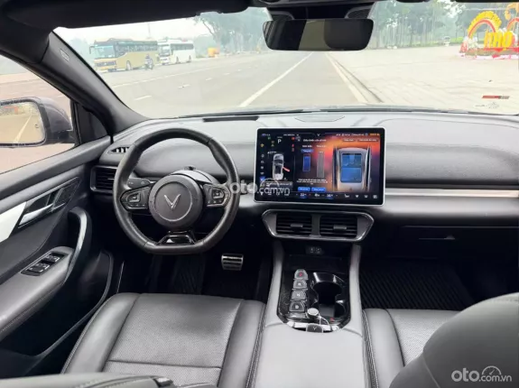 VinFast VF8 2023 - Giá rẻ cần bán gấp