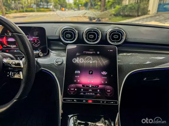 Mercedes-Benz GLC 300 4Matic 2023 - Sedan hạng sang, thể thao, đẳng cấp