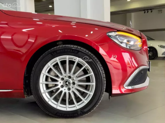 Mercedes-Benz E200 Exclusive 2021 - Mercedes E200 Exclusive 2021 cực đẹp