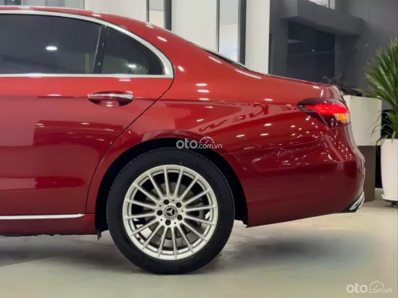 Mercedes-Benz E200 Exclusive 2021 - Mercedes E200 Exclusive 2021 cực đẹp