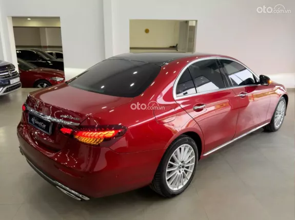 Mercedes-Benz E200 Exclusive 2021 - Mercedes E200 Exclusive 2021 cực đẹp