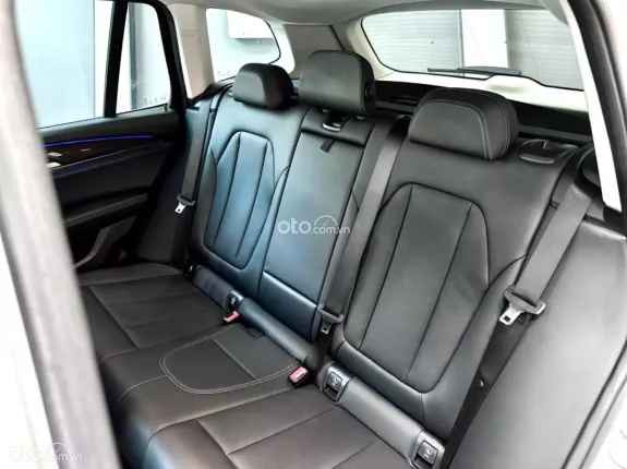 BMW X3 sDrive20i 2022 - Xe lướt chất lượng như mới