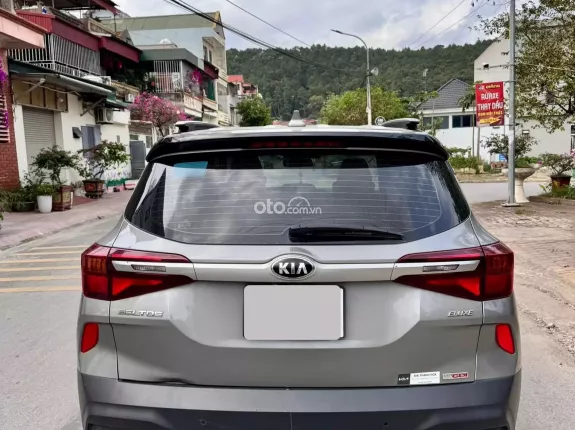 Kia Seltos 1.4 Deluxe 2021 - Xe đẹp không lỗi