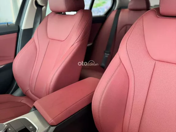 BMW 320i M Sport 2025 - Giá tốt nhất HCM