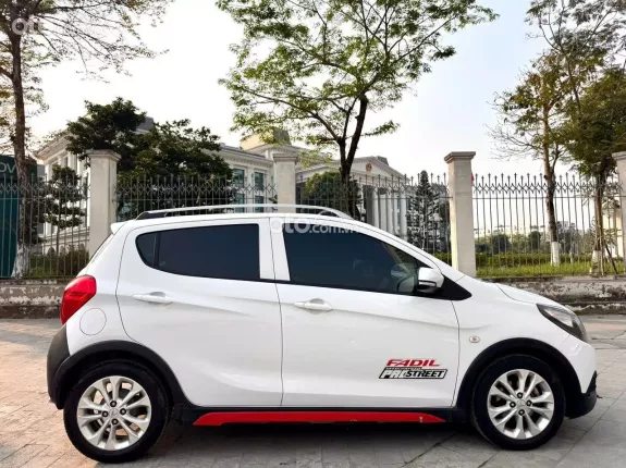 VinFast Fadil Cao cấp 2019 - Xe lên sẵn nhiều đồ tiện nghi