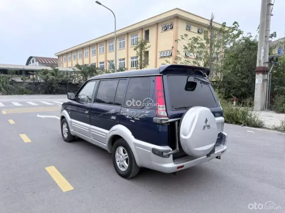 Mitsubishi Jolie 2.0 MT 2004 - Bán Mitsubishi Jolie SS 2.0 đời 2004. Xe cơ quan thanh lý vẫn đẹp