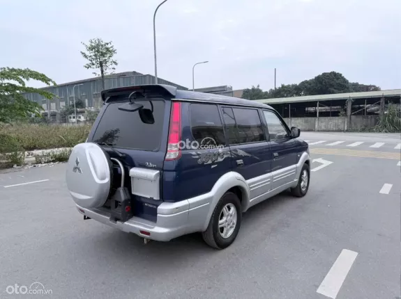 Mitsubishi Jolie 2.0 MT 2004 - Bán Mitsubishi Jolie SS 2.0 đời 2004. Xe cơ quan thanh lý vẫn đẹp