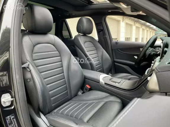 Mercedes-Benz GLC 300 4Matic 2020 - GLC300 2020