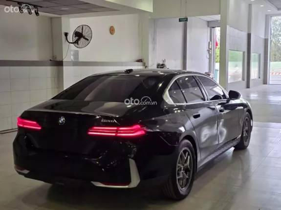 BMW 520i 2024 - BMW 520i All New siêu lướt 300km như xe thùng