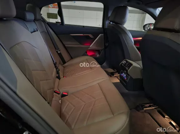 BMW 520i 2024 - BMW 520i All New siêu lướt 300km như xe thùng