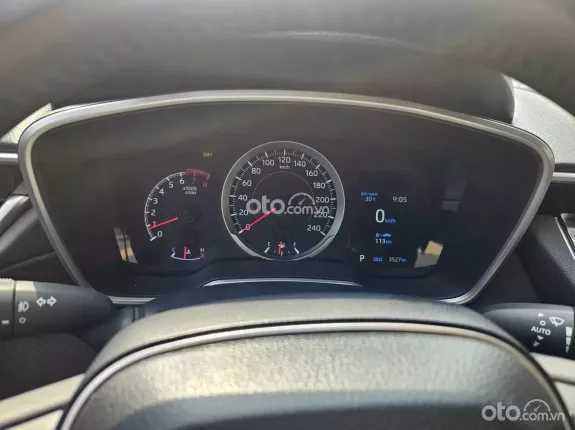 Toyota Corolla Cross 1.8 V  2023 - Mới số 1 việt nam