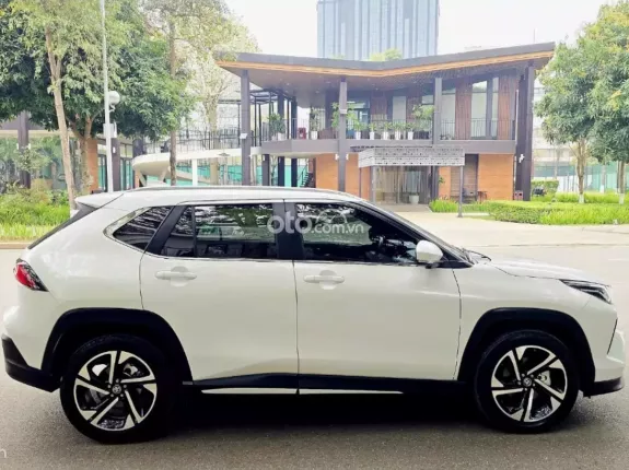 Toyota Yaris Cross Xăng 2024 - Xe lướt full lịch sử hãng