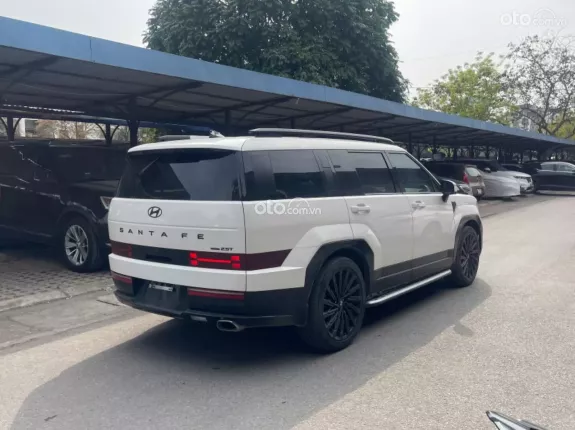 Hyundai Santa Fe Calligraphy 2.5 6 chỗ 2024 - Siêu mới