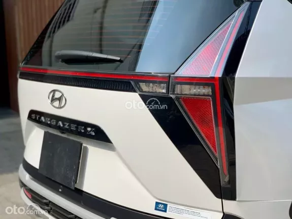 Hyundai Stargazer 1.5 AT Đặc biệt 2024 - Xe gia đình 7 chỗ tiết kiệm nhiên liệu