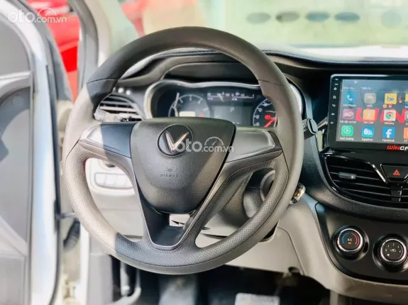VinFast Fadil 2020 - Xe gia đình nhỏ gọn màu trắng đẹp