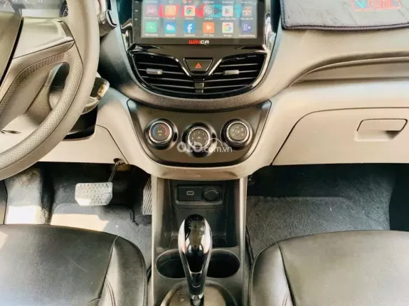 VinFast Fadil 2020 - Xe gia đình nhỏ gọn màu trắng đẹp