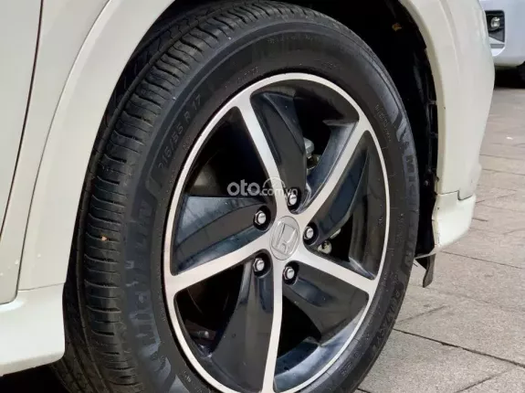Honda HR-V L 2019 - Bán xe Crossover 5 chỗ màu trắng đẹp như mới