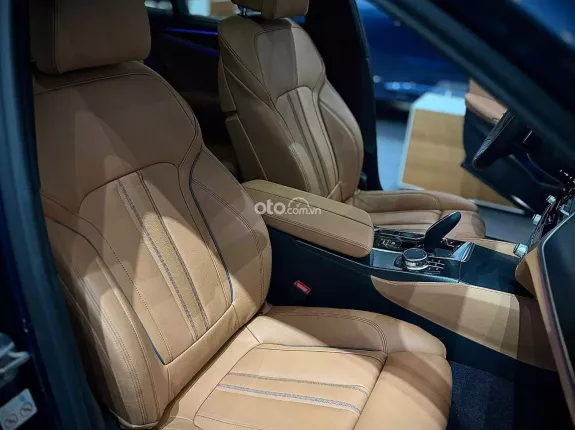 BMW 520i 2022 - Ưu đãi độc quyền tháng 3