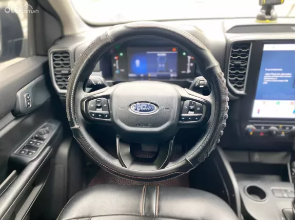 Ford Ranger XLS 2.0L 4x2 AT 2024 - Như Mới